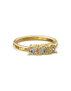 Classic Gold Three-Stone Diamond Ring